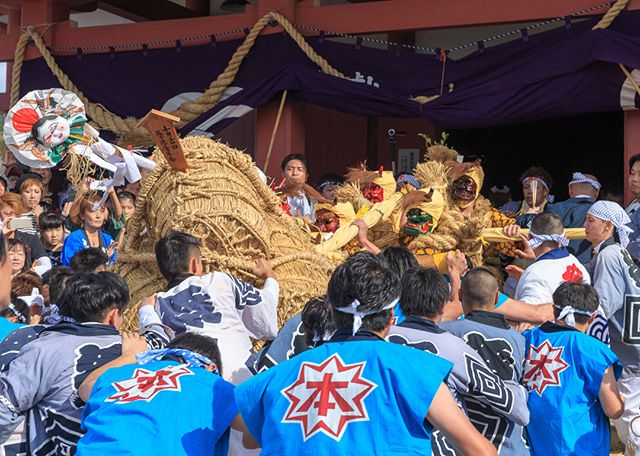 せめぎあい（広島県呉市、亀山神社の秋祭り）