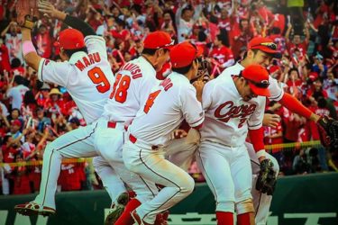 ”家族の沙汰も金次第”