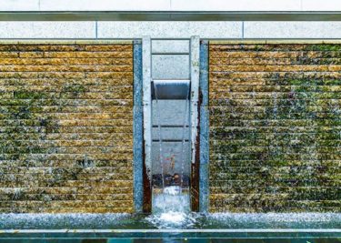 周南市美術博物館　入り口オブジェ（山口県）